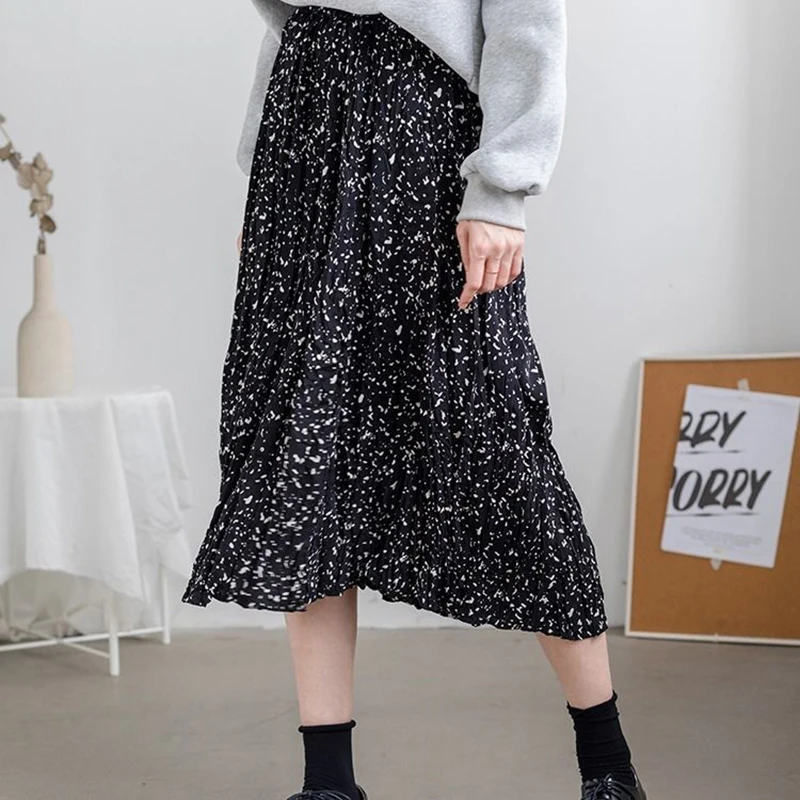 UPPIN Floral skirt female spring and summer 2019 new chiffon pleated skirt in the long section high waist skirts for women
UPPIN Floral skirt female spring and summer 2019 new chiffon pleated skirt in the long section high waist skirts for women