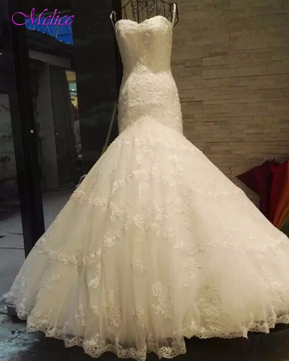 Fsuzwel Romantic Strapless Lace Up Mermaid Wedding Dress 2019 Gorgeous Appliques Trumpet Wedding Gown Vestido de Noiva Plus Size
Fsuzwel Romantic Strapless Lace Up Mermaid Wedding Dress 2019 Gorgeous Appliques Trumpet Wedding Gown Vestido de Noiva Plus Size