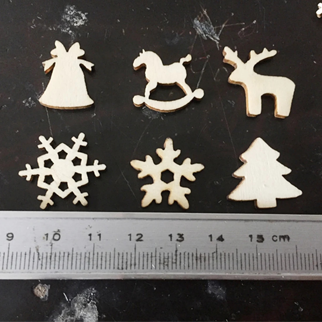 Top Sale 50pcs Natural wooden DIY Christmas tree Hanging Ornaments Pendant Gifts Tree Snow Flakes table bottle diy decoration
Top Sale 50pcs Natural wooden DIY Christmas tree Hanging Ornaments Pendant Gifts Tree Snow Flakes table bottle diy decoration