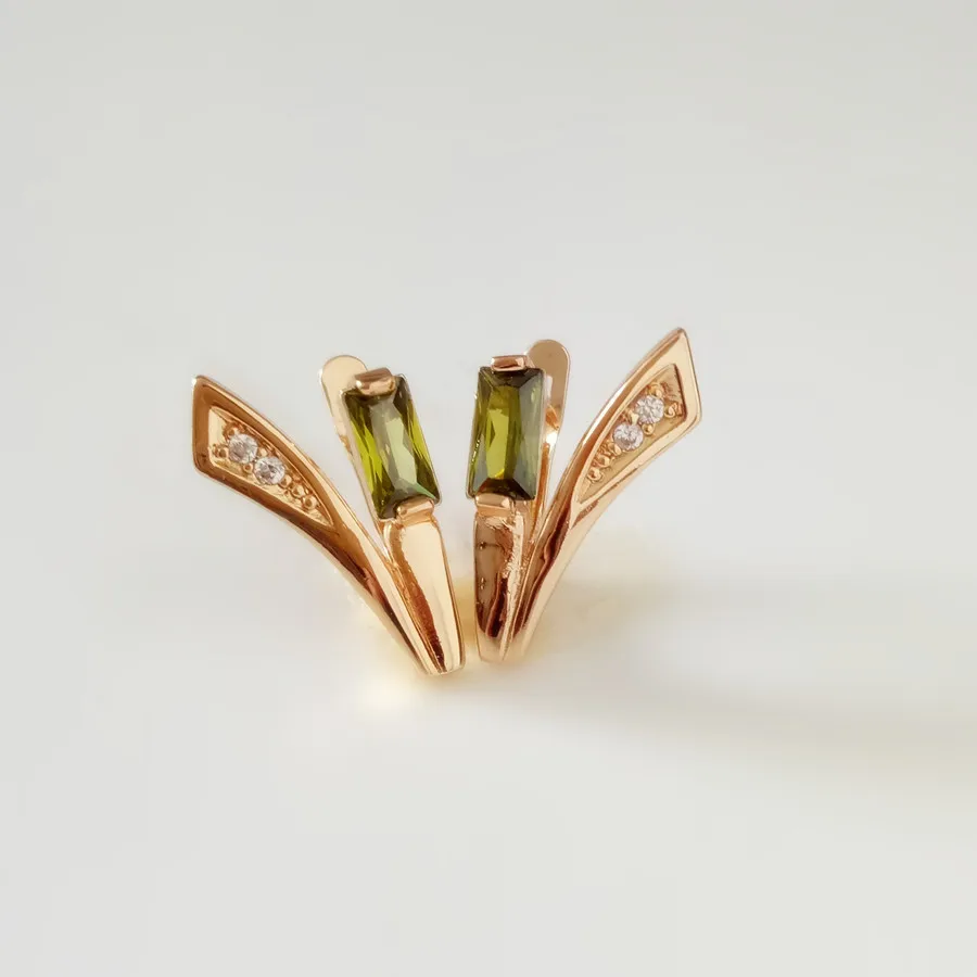 New Design Earring 585 Rose Gold Color Women Jewelry Fantastic Cubic Zircon Peridot Earring Trendy Femme Women Drop Earring
New Design Earring 585 Rose Gold Color Women Jewelry Fantastic Cubic Zircon Peridot Earring Trendy Femme Women Drop Earring