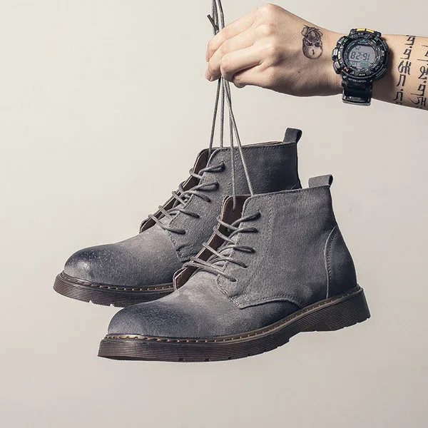 Autumn and winter Martin boots men's high boots men's England leather boots round head retro plus velvet men's boots
Autumn and winter Martin boots men's high boots men's England leather boots round head retro plus velvet men's boots