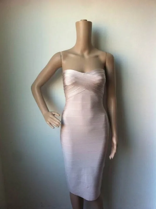 2016 new fashion strapless black white hot pink beige red strapless midi ladies sexy bodycon celebrity party bandage dresses
2016 new fashion strapless black white hot pink beige red strapless midi ladies sexy bodycon celebrity party bandage dresses
