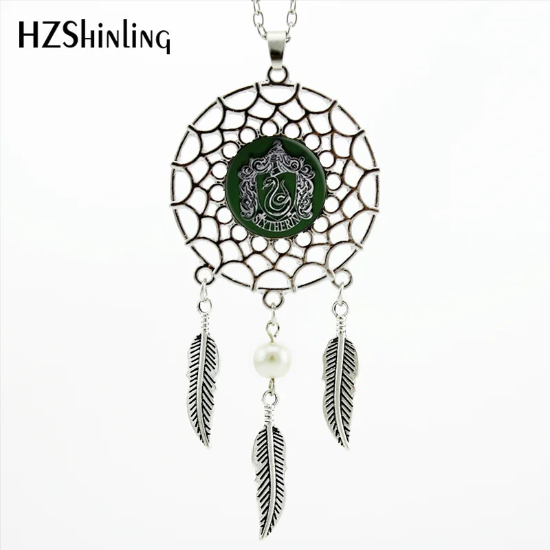 2017 Trendy Style Slytherin Badge Of Hogwarts Necklace Hogwarts School Dream Catcher Jewelry Wings Shaped Sweater Chain NDC-0020
2017 Trendy Style Slytherin Badge Of Hogwarts Necklace Hogwarts School Dream Catcher Jewelry Wings Shaped Sweater Chain NDC-0020