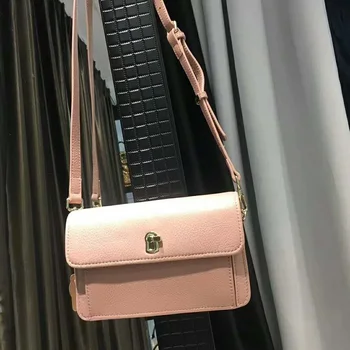 2018 Women real geniune leather cowhide shoulder bag chic fashion casual flap cross body box bag ladies bolsas feminina bag
2018 Women real geniune leather cowhide shoulder bag chic fashion casual flap cross body box bag ladies bolsas feminina bag