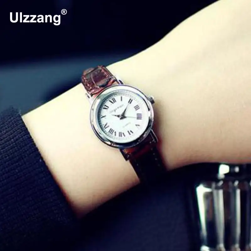 Luxury Vintage Small Rome Dial Genuine Leather Thin Strap Quartz Dress Watch Wristwatches for Women Ladies Girls
Luxury Vintage Small Rome Dial Genuine Leather Thin Strap Quartz Dress Watch Wristwatches for Women Ladies Girls
