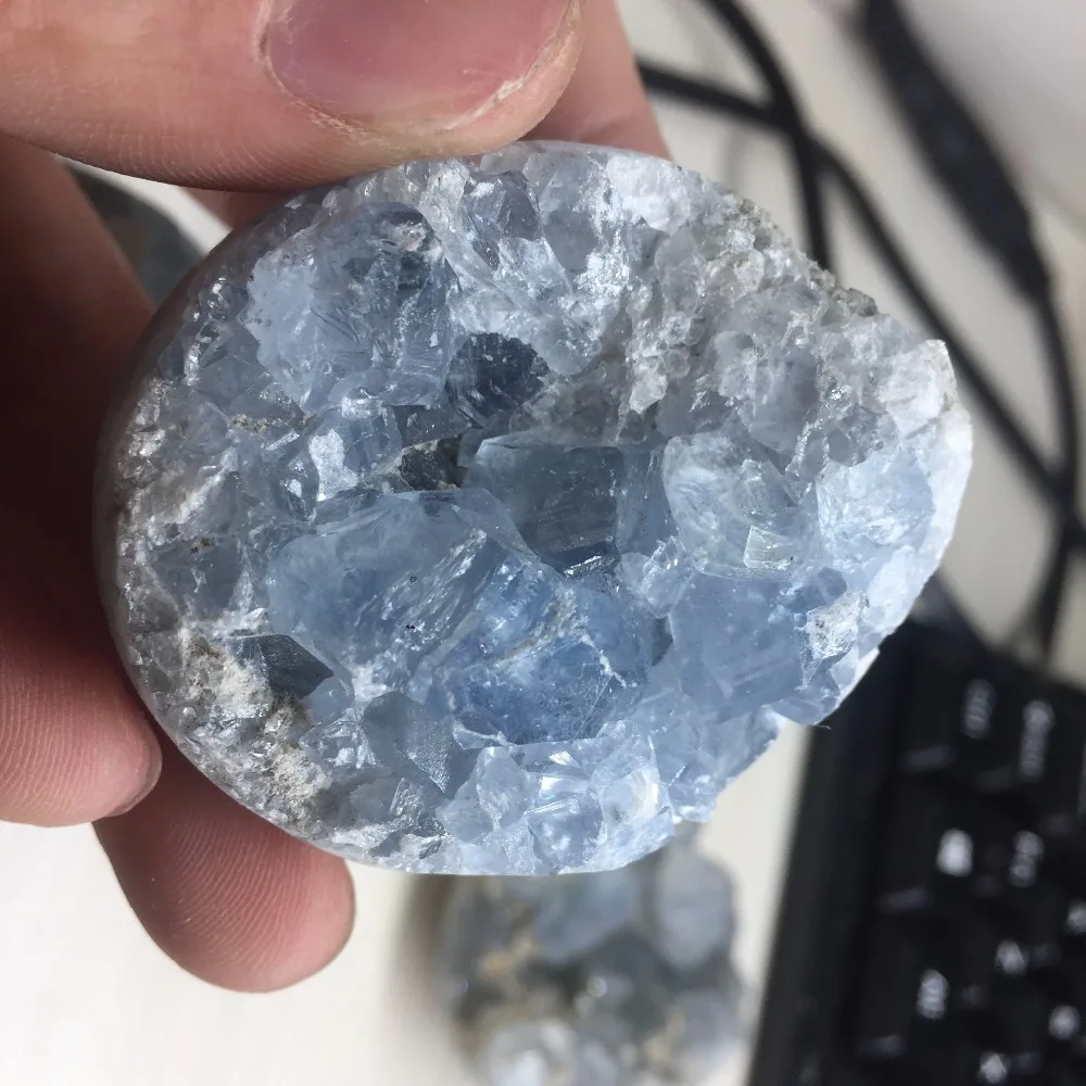 Anniversary Promotional Price Crystal Stone 122g Natural Healing Celestite Quartz Cluster Specimen BU362
Anniversary Promotional Price Crystal Stone 122g Natural Healing Celestite Quartz Cluster Specimen BU362