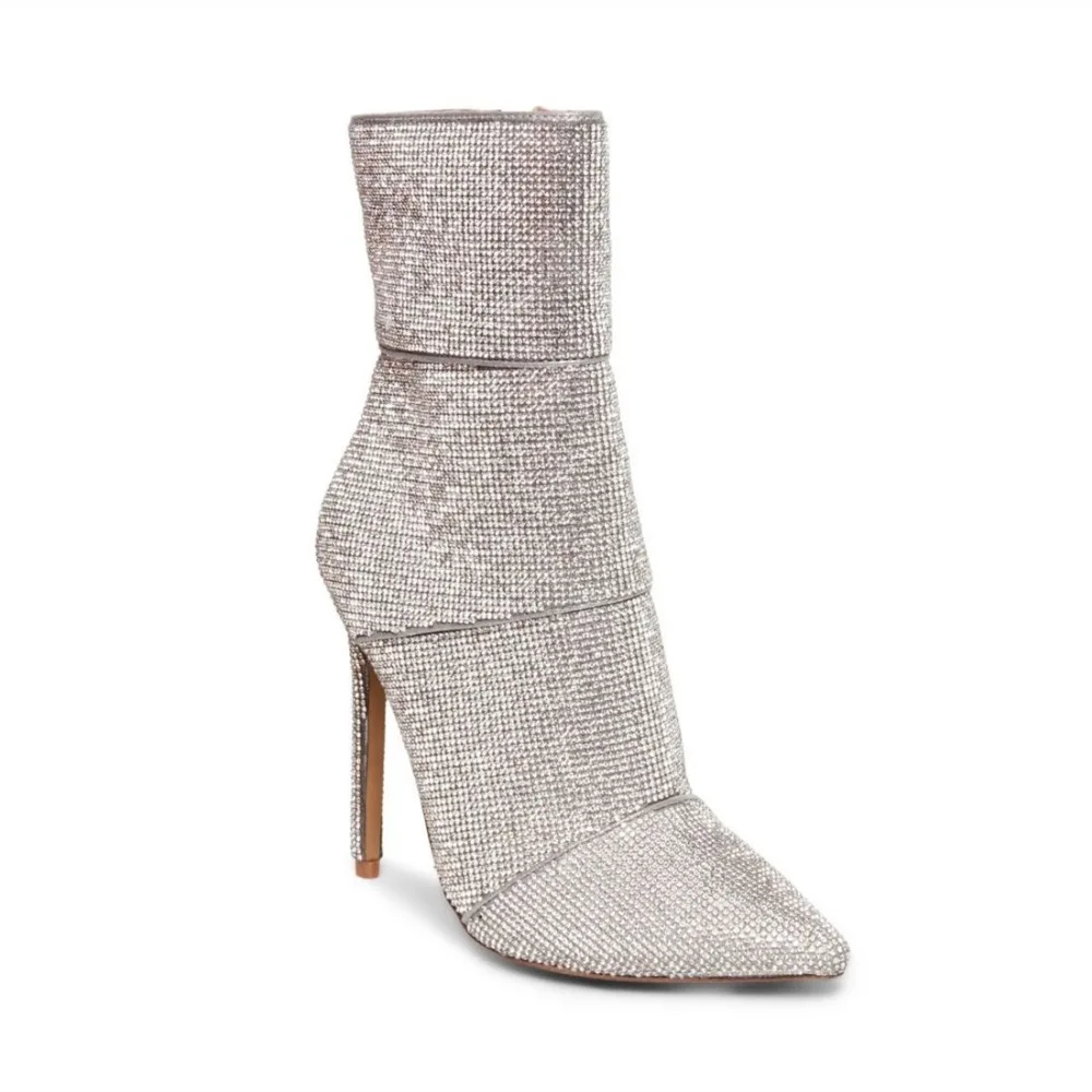 New 2019 Women Autumn Winter Shoes Luxury Rhinestone High Heels Pointed Toe Women Ankle Boots Crystal Diamond Short Boots Mujer
New 2019 Women Autumn Winter Shoes Luxury Rhinestone High Heels Pointed Toe Women Ankle Boots Crystal Diamond Short Boots Mujer