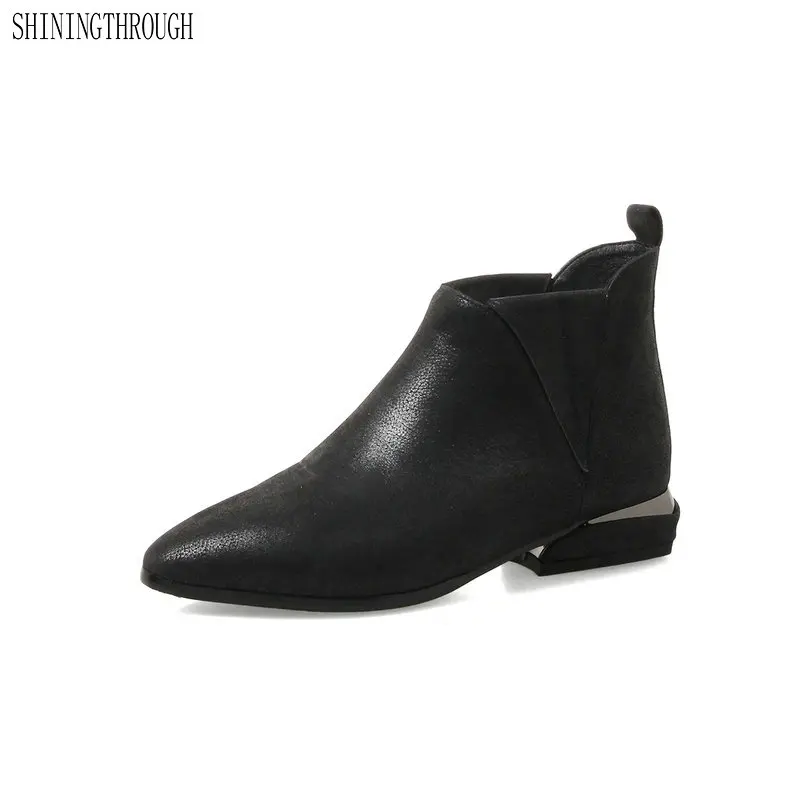 Women Genuine Leather Ankle Boots Fashion Chelsea Low Heels Ladies Booties Spring 2019 Winter Ladies Shoes large size 34-43
Women Genuine Leather Ankle Boots Fashion Chelsea Low Heels Ladies Booties Spring 2019 Winter Ladies Shoes large size 34-43