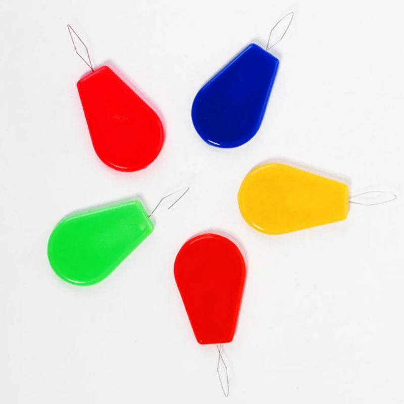 Hot 20PCs/Pack Plastic Wire Stitch Insert Craft Tool Sewing Machines Cute Oval Shape Needle Threader Craft Tools Random Color
Hot 20PCs/Pack Plastic Wire Stitch Insert Craft Tool Sewing Machines Cute Oval Shape Needle Threader Craft Tools Random Color