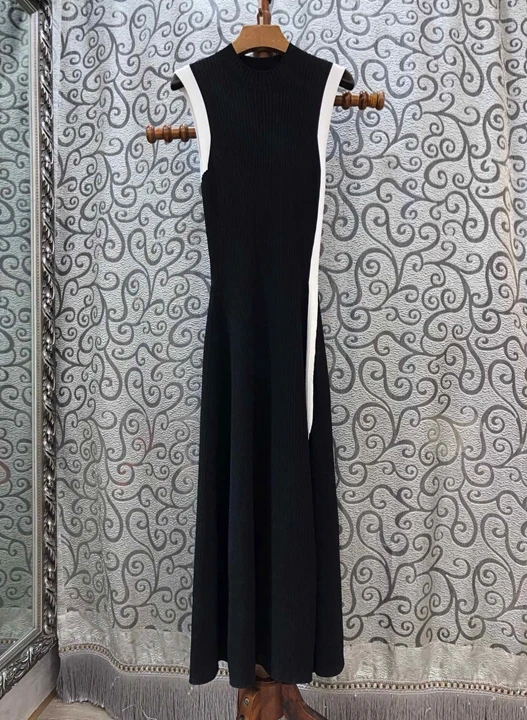 2019 Early autumn new women's round collar color matching edged sleeveless knitted dress 716
2019 Early autumn new women's round collar color matching edged sleeveless knitted dress 716