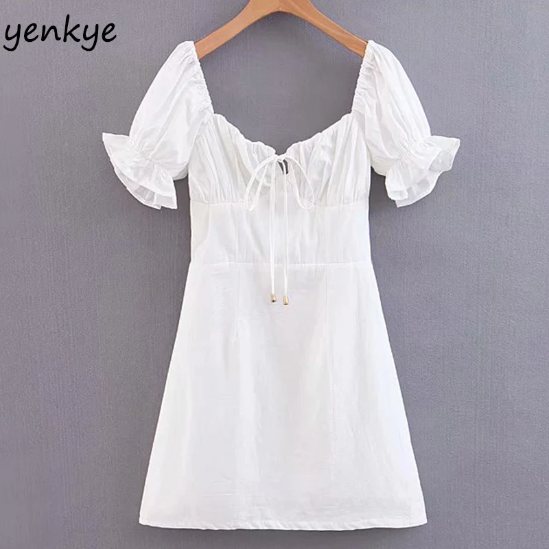2019 Women Palace Style Front Lace Up White Dress Lady Sexy Backless Puff Sleeve A-line Mini Holiday Summer Dress SDP9132
2019 Women Palace Style Front Lace Up White Dress Lady Sexy Backless Puff Sleeve A-line Mini Holiday Summer Dress SDP9132