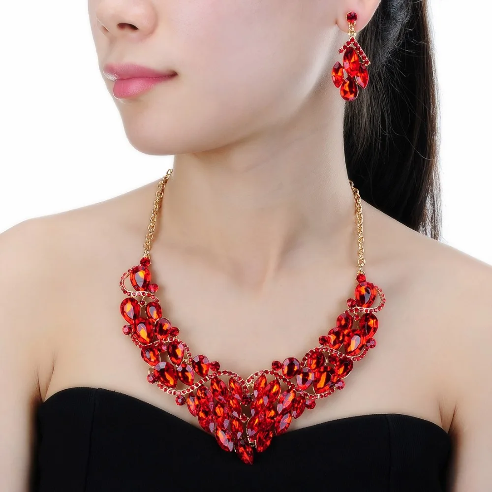 Jerollin Jewelry Set Alloy Gold Color Chain 3 Colors Triangular Glasses Bib Statement Choker Collar Necklace Earrings Set
Jerollin Jewelry Set Alloy Gold Color Chain 3 Colors Triangular Glasses Bib Statement Choker Collar Necklace Earrings Set