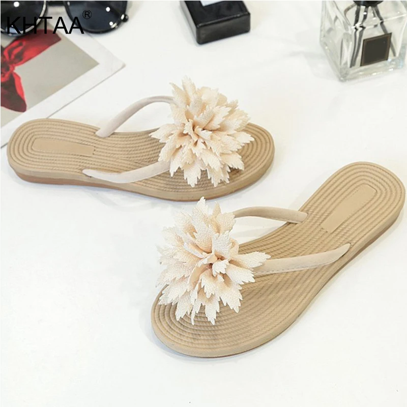KHTAA Women Summer Flip Flops Causal Flower Slippers Ladies Slip On Flat Shoes Female Fashion Non Slip Slides beach Sandals
KHTAA Women Summer Flip Flops Causal Flower Slippers Ladies Slip On Flat Shoes Female Fashion Non Slip Slides beach Sandals