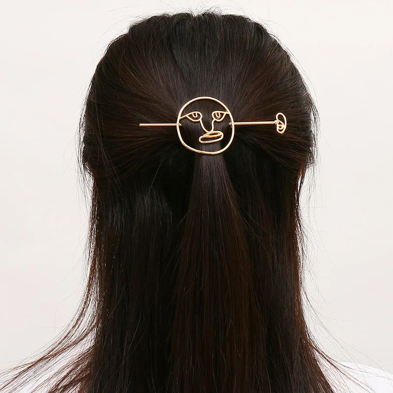 New Creative Abstract Hollow Face Hair Clips for Women Bang Horsetail Spring Hairpins Ladies Hair Jewelry Accessories XR1824
New Creative Abstract Hollow Face Hair Clips for Women Bang Horsetail Spring Hairpins Ladies Hair Jewelry Accessories XR1824