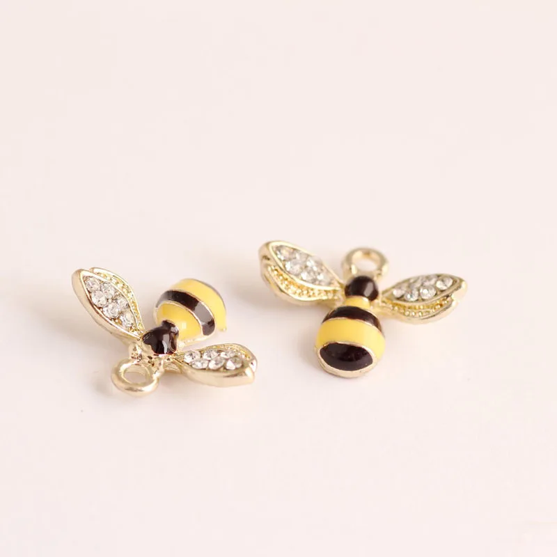 10pcs/lot Lovely Rhinestone Bee Charms Alloy Pendant Fit For Bracelet DIY Fashion Jewelry Accessories YZ308
10pcs/lot Lovely Rhinestone Bee Charms Alloy Pendant Fit For Bracelet DIY Fashion Jewelry Accessories YZ308