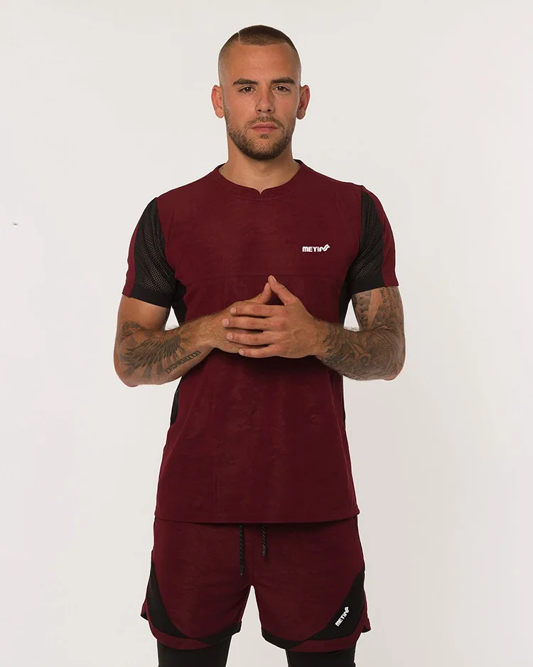 FRMARO 2019 New Muscular Fitness men's Summer Hit suit short-sleeved slim T-shirt sport Running sport casual Double shorts
FRMARO 2019 New Muscular Fitness men's Summer Hit suit short-sleeved slim T-shirt sport Running sport casual Double shorts