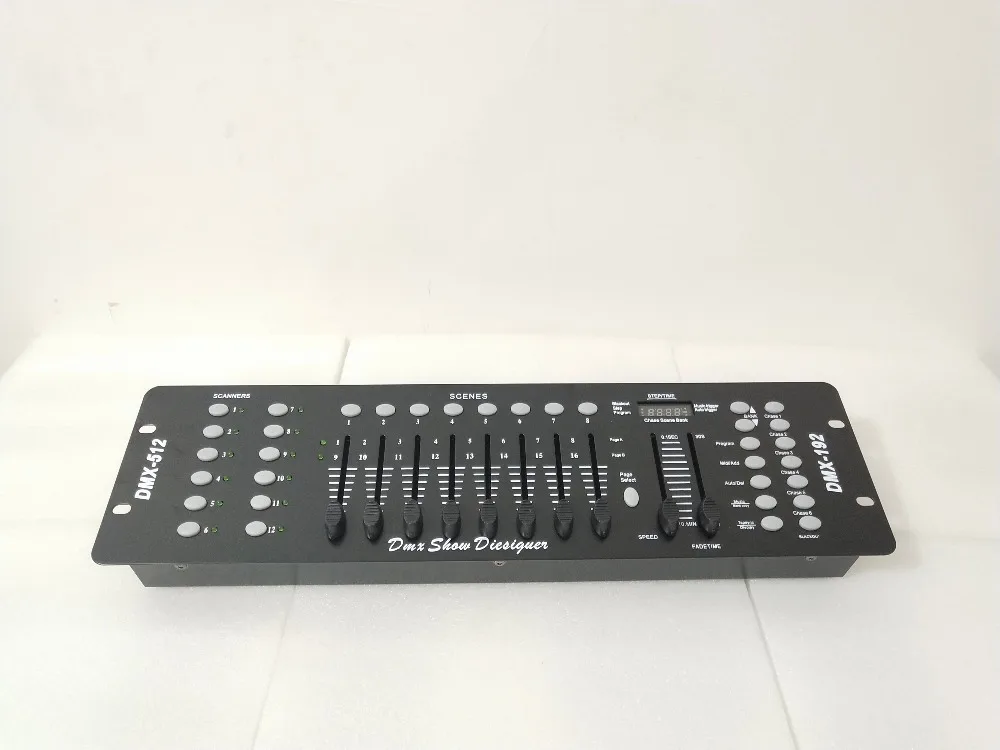 NEW DJ 192 DMX controller, for stage lighting 512 dmx console DJ controller equipment
NEW DJ 192 DMX controller, for stage lighting 512 dmx console DJ controller equipment