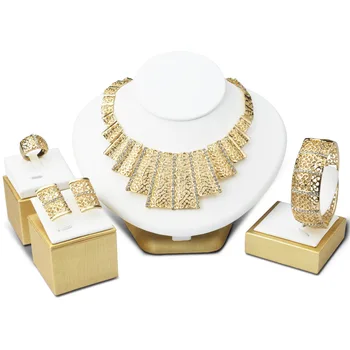 New Wedding African Beads Jewelry Sets Gold Women Design Lock Necklace Earrings Bracelet Ring Jewelry Set Free Gift Box
New Wedding African Beads Jewelry Sets Gold Women Design Lock Necklace Earrings Bracelet Ring Jewelry Set Free Gift Box