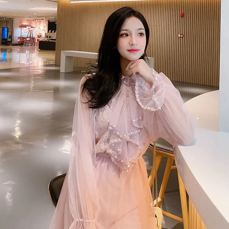 Actual net yarn dress for women in the spring of 2019 two-piece dress with wooden ears and lace nail beads
Actual net yarn dress for women in the spring of 2019 two-piece dress with wooden ears and lace nail beads