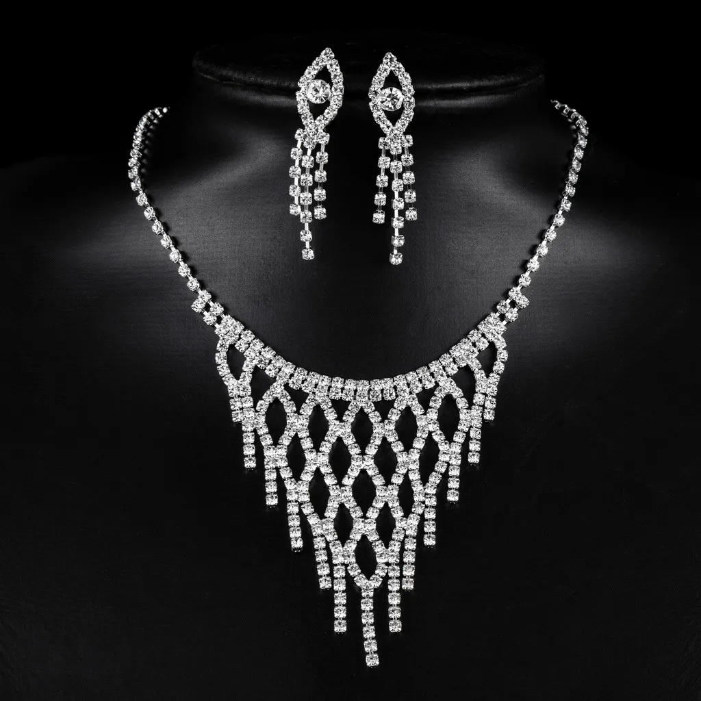 Women Dazzling Cubic Zirconia Necklace Crystal Pendant Earrings Bridal Jewelry Set Jewelry Clavicle Chain Set Ear Hook Necklace
Women Dazzling Cubic Zirconia Necklace Crystal Pendant Earrings Bridal Jewelry Set Jewelry Clavicle Chain Set Ear Hook Necklace