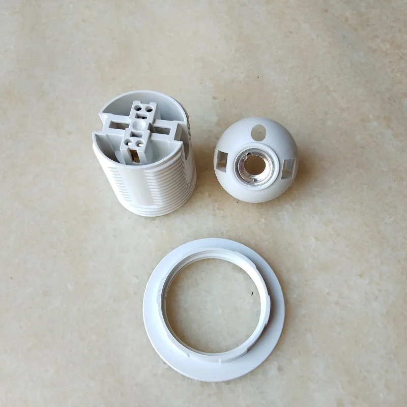 4pieces/lot E27 CE black/white plastic clamping type lamp holder socket with M10 metal thread back cover 4A 110V 220V
4pieces/lot E27 CE black/white plastic clamping type lamp holder socket with M10 metal thread back cover 4A 110V 220V