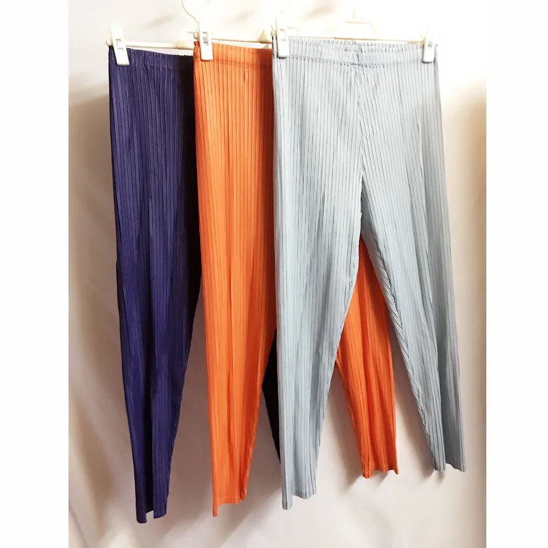 FREE SHIPPING Miyake fold elastic pencil solid pants show thin pencil Pants IN STOCK
FREE SHIPPING Miyake fold elastic pencil solid pants show thin pencil Pants IN STOCK