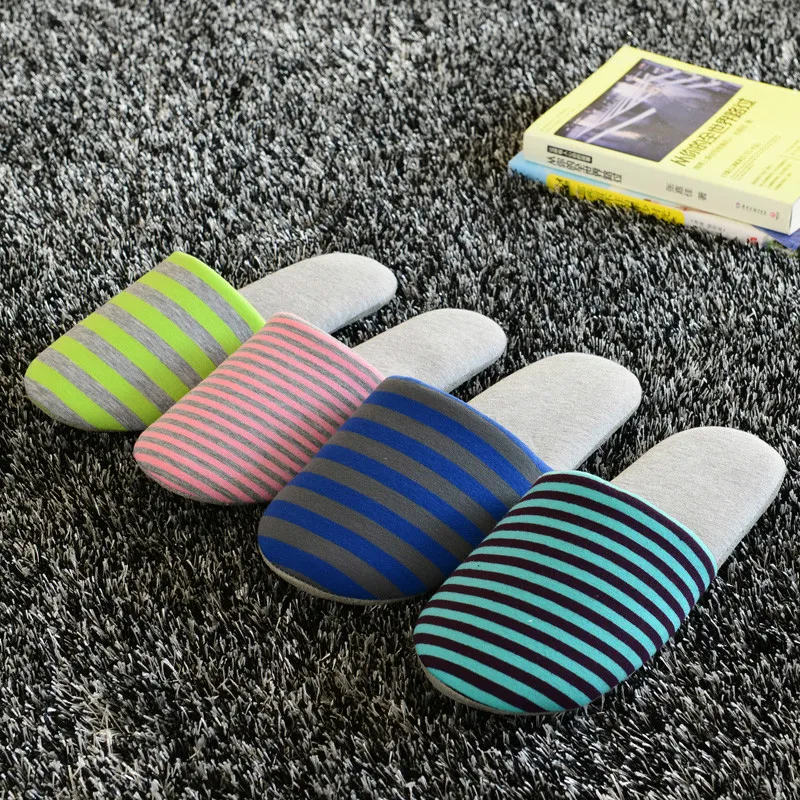 2017 new Outdoor travel folding travel men slippers thick crust slip out flat with the Spring and Autumn Garden
2017 new Outdoor travel folding travel men slippers thick crust slip out flat with the Spring and Autumn Garden