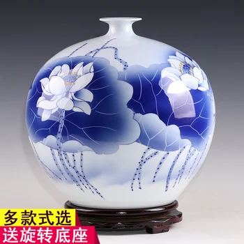 ornaments Wu Wenhan famous hand-painted blue and white porcelain vase of modern Chinese style living room decoration
ornaments Wu Wenhan famous hand-painted blue and white porcelain vase of modern Chinese style living room decoration