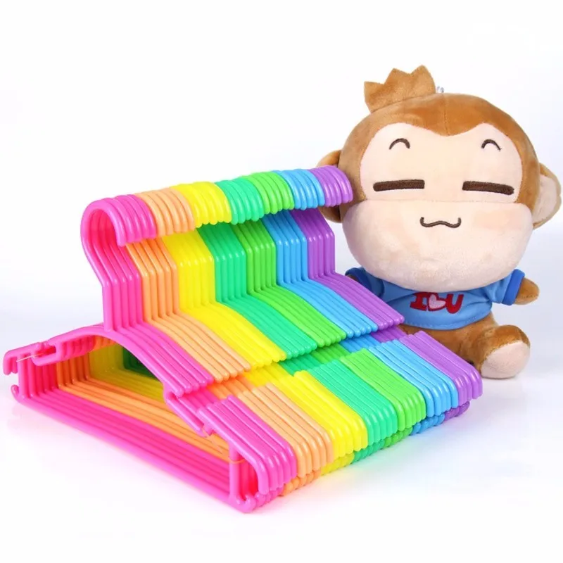 5Pcs-Lot-Baby-Small-Kids-Child-Children-Suitable-Hook-Hangers-Nursery-Garment-Coat-Clothes-Plastic-Hanging