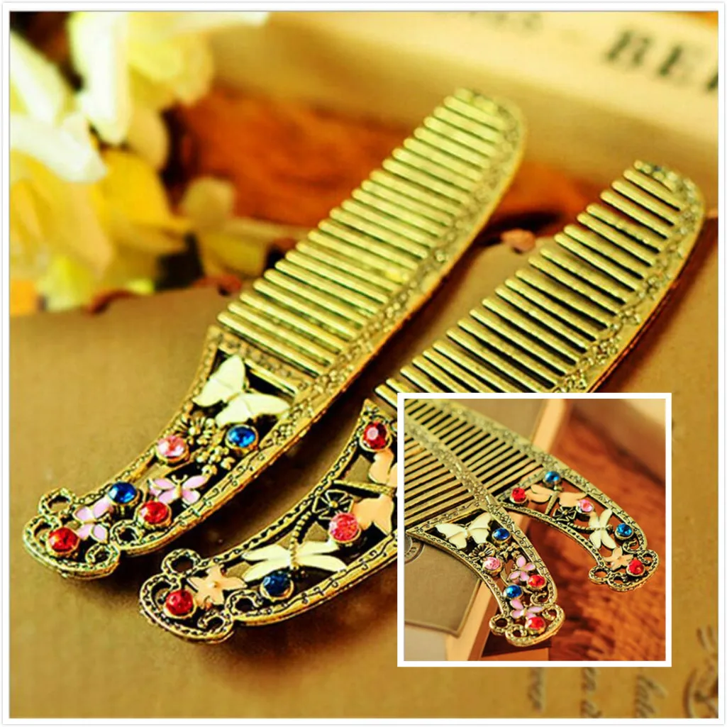 1PC Alloy Crystal Flower Combs Styling Tangle Hair Brush Vintage Retro Butterfly Dragonfly Combs For Women
1PC Alloy Crystal Flower Combs Styling Tangle Hair Brush Vintage Retro Butterfly Dragonfly Combs For Women