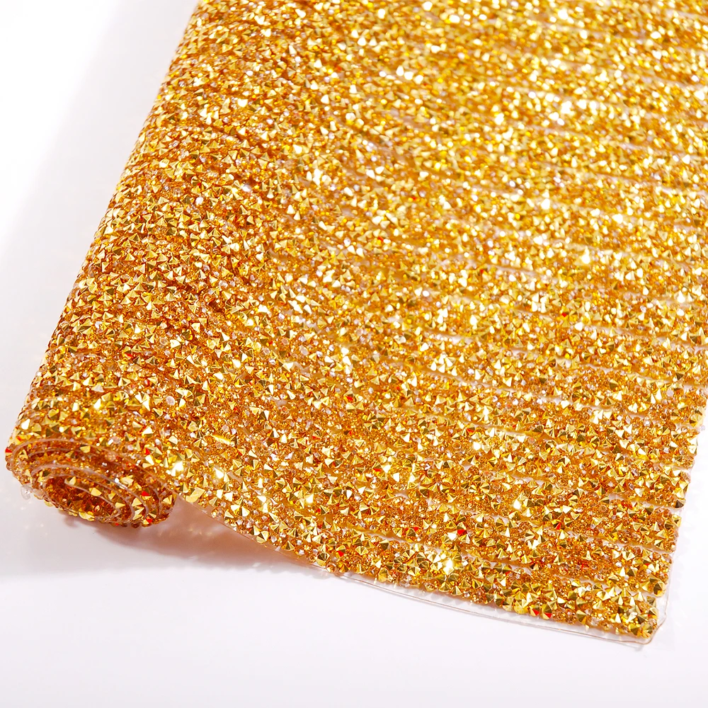 24*40cm Gold strass crystal Hot Fix Glitter dress Rhinestones Motifs Ribbon Manual DIY Cutting Hot-Fix Patches Applique
24*40cm Gold strass crystal Hot Fix Glitter dress Rhinestones Motifs Ribbon Manual DIY Cutting Hot-Fix Patches Applique