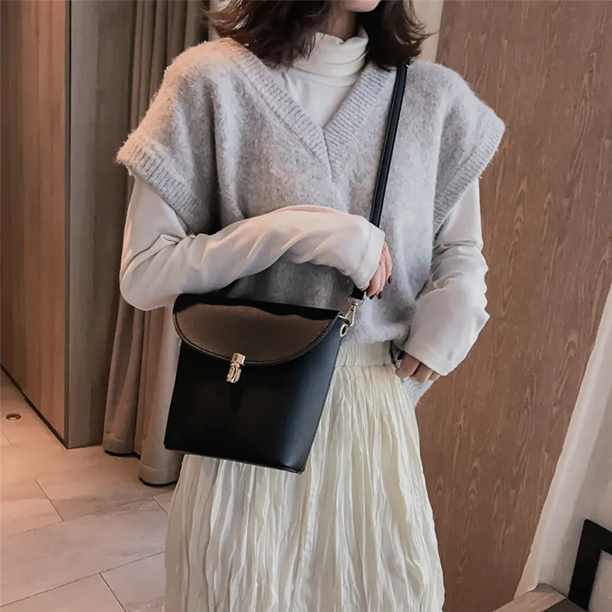 Women Shoulder Bag Retro Wild Messenger Bag Simple Fashion Bucket Bag leather bags women For Ladies M8
Women Shoulder Bag Retro Wild Messenger Bag Simple Fashion Bucket Bag leather bags women For Ladies M8