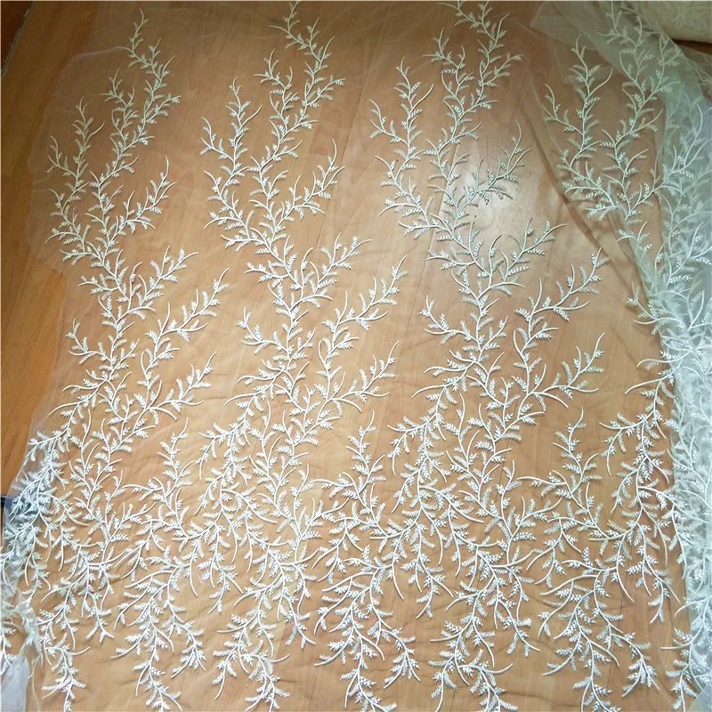 Tulle mesh embroidered lace fabric off white color 1 yard! 2019 NEW elegant girls dress sewing lace fine workmanship
Tulle mesh embroidered lace fabric off white color 1 yard! 2019 NEW elegant girls dress sewing lace fine workmanship