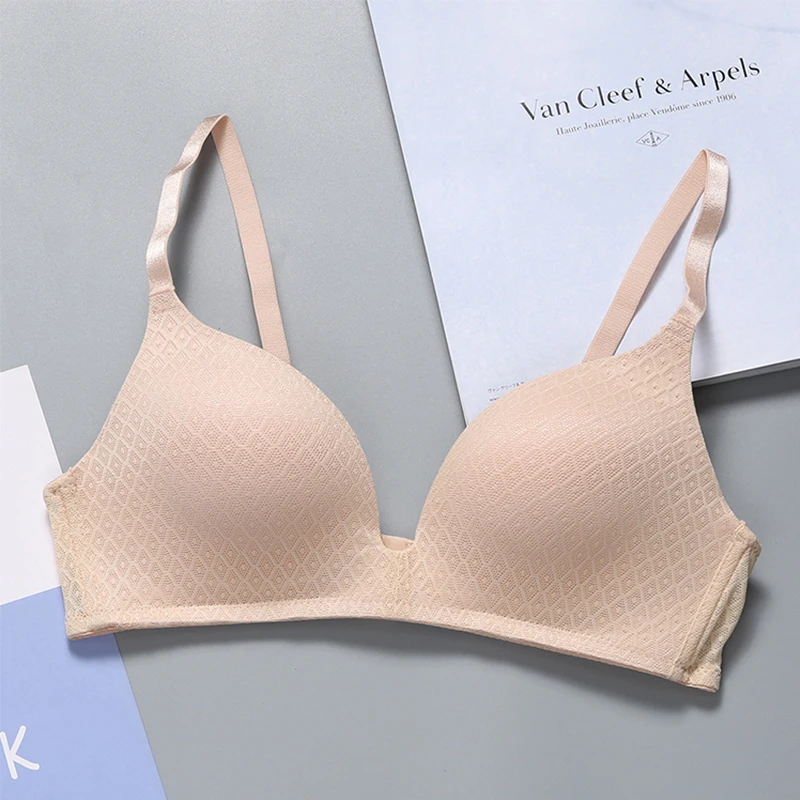 New Breathable Seamless Bra Sexy Lingerie Thin Sleeping Brassiere Soft Cup Underwear Women Grid Pattern Comfortable Japanese Bra
New Breathable Seamless Bra Sexy Lingerie Thin Sleeping Brassiere Soft Cup Underwear Women Grid Pattern Comfortable Japanese Bra