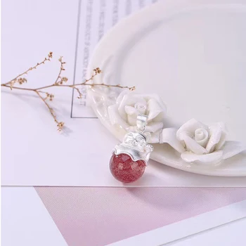 S925 silver lucky cat crystal pendant Sweet and lovely girl is pure and fresh joker necklace gift
S925 silver lucky cat crystal pendant Sweet and lovely girl is pure and fresh joker necklace gift