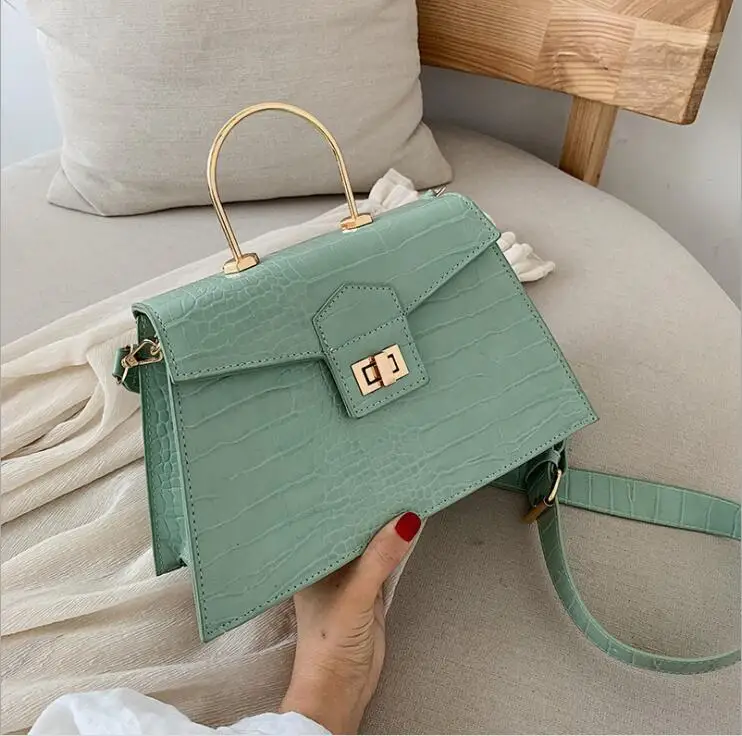 Luxury Stone Pattern Metal Handle Messenger Feminina Bags for 2019 Flap Women Crossbody Bag Female Shoulder Bag #1664
Luxury Stone Pattern Metal Handle Messenger Feminina Bags for 2019 Flap Women Crossbody Bag Female Shoulder Bag #1664