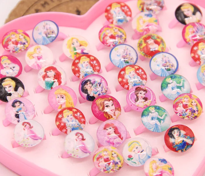36pcs/box Disny Cartoon Princess kitty Minnie Cartoon Crystal Kids Finger Rings Box Party Costume Birthday Party Favor Gifts
36pcs/box Disny Cartoon Princess kitty Minnie Cartoon Crystal Kids Finger Rings Box Party Costume Birthday Party Favor Gifts