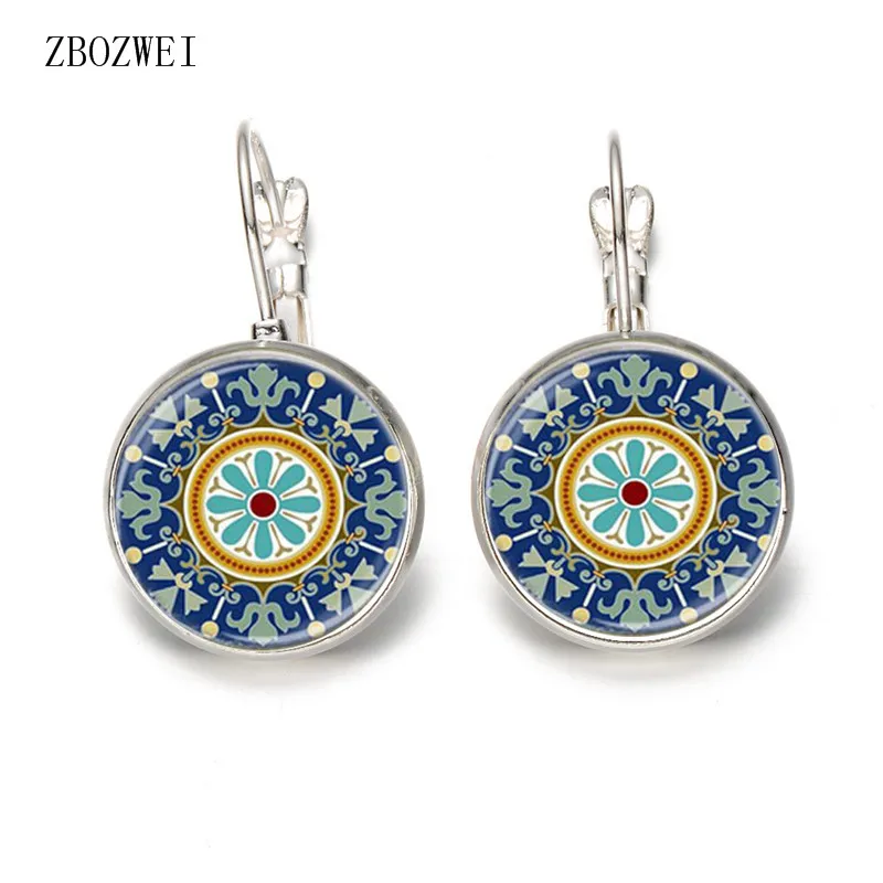 Hot models Putuo flower earrings ear hook Europe and the United States French hook earrings, clothing accessories earrings
Hot models Putuo flower earrings ear hook Europe and the United States French hook earrings, clothing accessories earrings