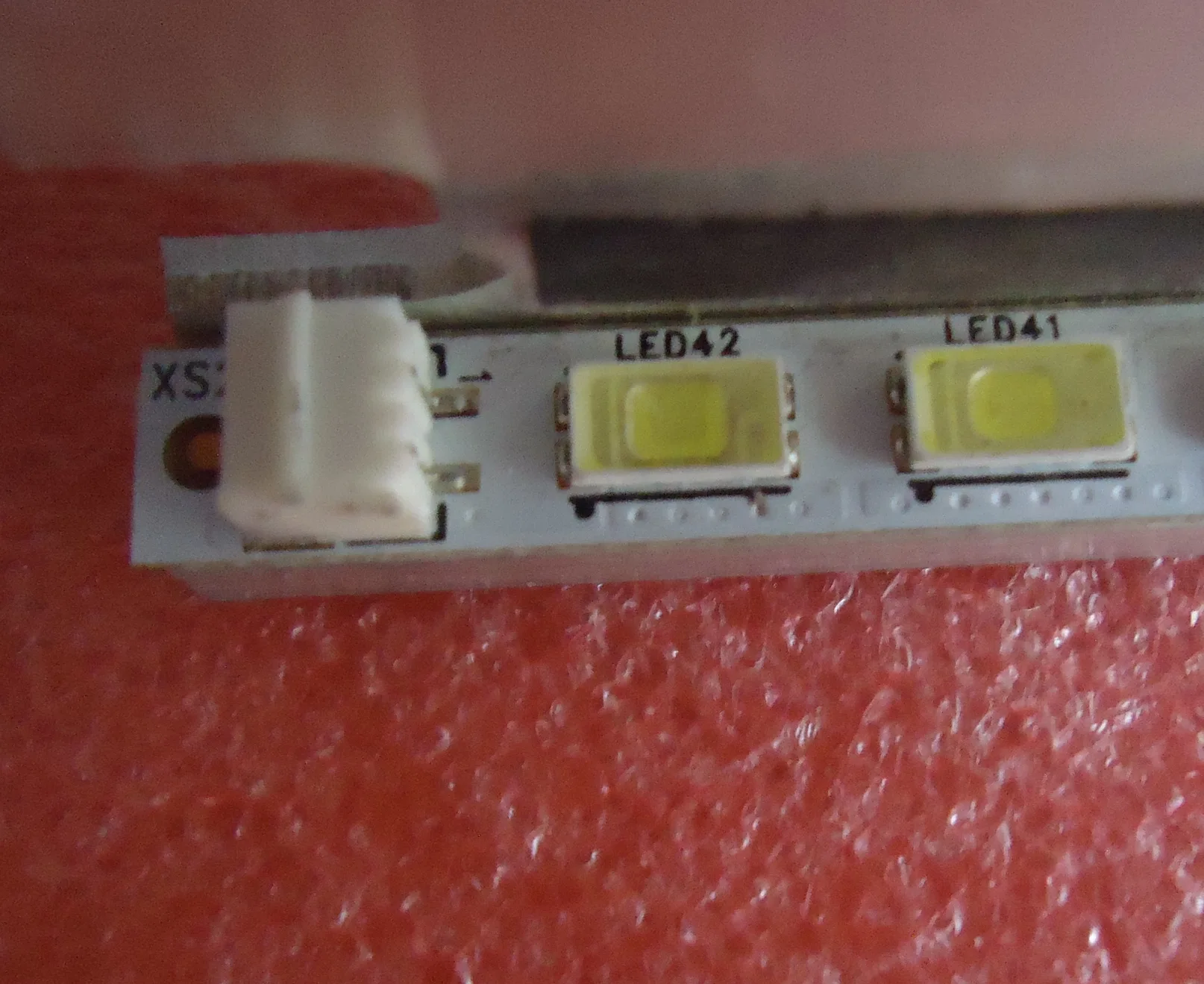 FOR konka LED42M3400PDE Article lamp 35017567 screen 0146YT V0 1piece=64LED 537MM FOR konka LED42M3400PDE Article lamp 35017567 screen 0146YT V0 1piece=64LED 537MM<br><br>Aliexpress