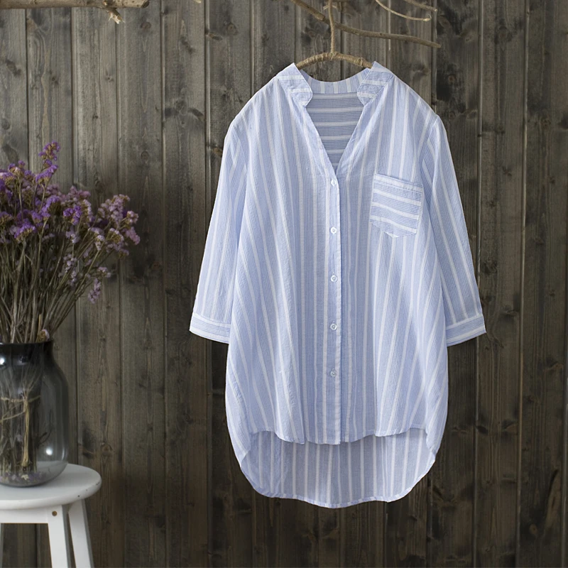 2018 summer new Women Striped Blouse Summer Style Casual V-Neck Striped Female Printing Short Sleeve Loose Shirts Women
2018 summer new Women Striped Blouse Summer Style Casual V-Neck Striped Female Printing Short Sleeve Loose Shirts Women