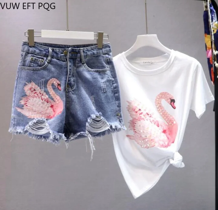 2019 New Printed Sequined Women T-shirts Cotton O-Neck Casual Tee Tops Summer Short Sleeve Female T shirt Women Clothing
2019 New Printed Sequined Women T-shirts Cotton O-Neck Casual Tee Tops Summer Short Sleeve Female T shirt Women Clothing
