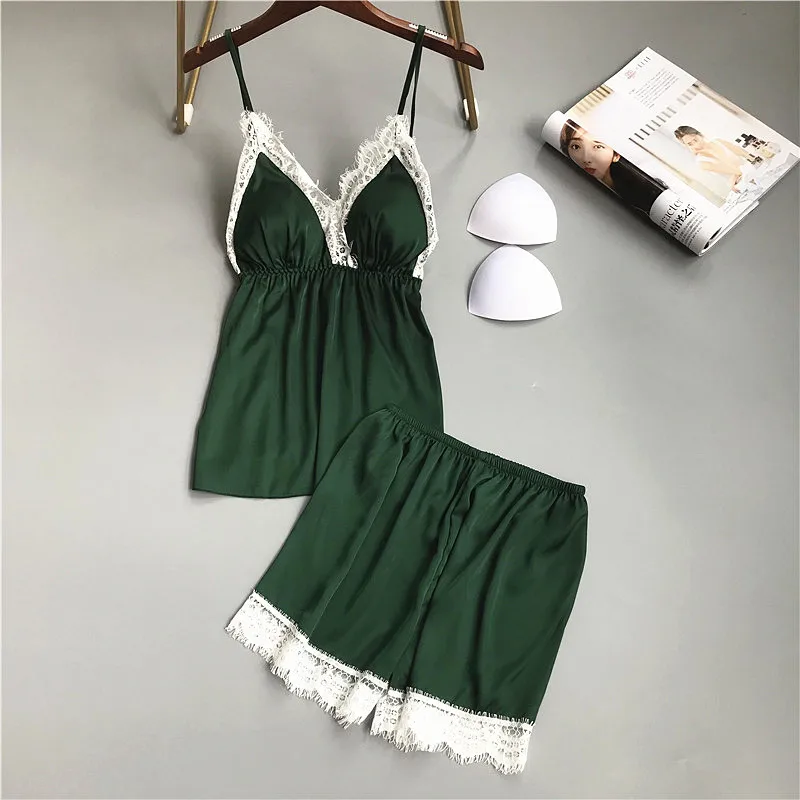 Summer Pajamas Feminine Thin Ice Silk Sling Shorts Two-piece with Chest Pad Gather Lace Side Home Clothes Pyjama Femme Pijamas
Summer Pajamas Feminine Thin Ice Silk Sling Shorts Two-piece with Chest Pad Gather Lace Side Home Clothes Pyjama Femme Pijamas