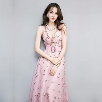 2019 Dress Sexy Dilraba Celebrity Backless Elegant Print PinkEmbroidery Women V Neck Night Club Party Body con Dresses Wholesale
2019 Dress Sexy Dilraba Celebrity Backless Elegant Print PinkEmbroidery Women V Neck Night Club Party Body con Dresses Wholesale