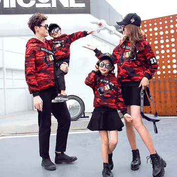Family Look Bestfriend Shirts Striped Father Son Matching Clothes Mom and Daughter Dress Mum Mama Babies Same Clothing
Family Look Bestfriend Shirts Striped Father Son Matching Clothes Mom and Daughter Dress Mum Mama Babies Same Clothing