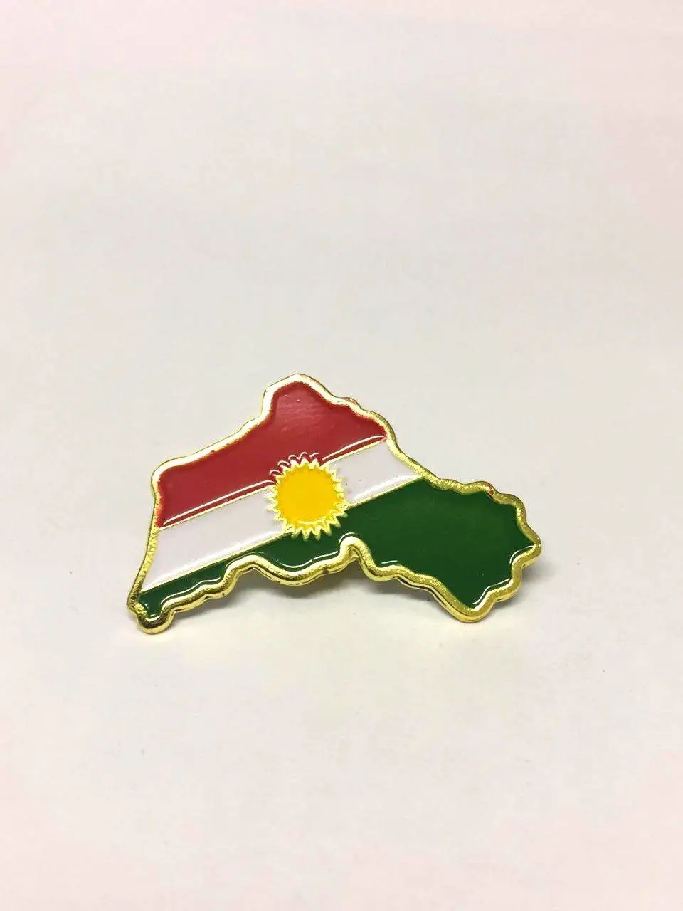 

10pc/lot Kurdistan Kurdish Flag map Country Metal Lapel Pin Badge kurdische jewelry necklace patches brooch banner