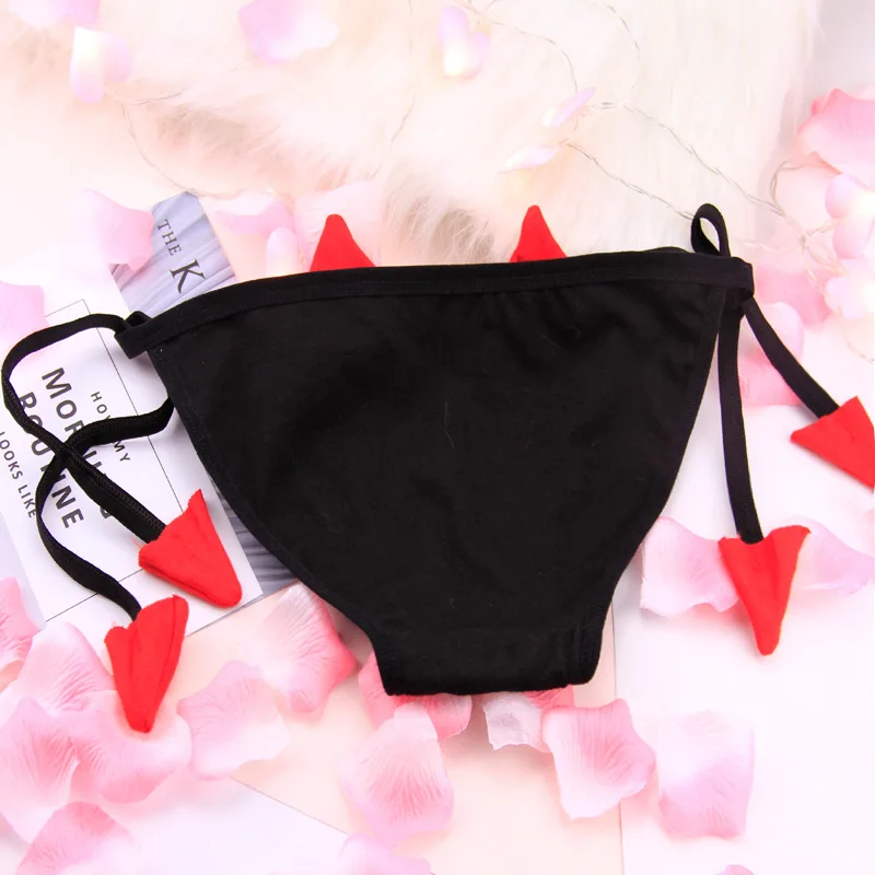 HUIGUAN Japan Style Small Demon Female Panties Sexy G-String Solid Seamless Underwear Women Kawaii Cotton Breathable Lingerie
HUIGUAN Japan Style Small Demon Female Panties Sexy G-String Solid Seamless Underwear Women Kawaii Cotton Breathable Lingerie