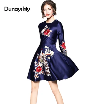 Chinese Embroidery peacock dress spring Autumn elegant party dresses sexy Women Clothing Flower party Dress vestidos Dunayskiy
Chinese Embroidery peacock dress spring Autumn elegant party dresses sexy Women Clothing Flower party Dress vestidos Dunayskiy