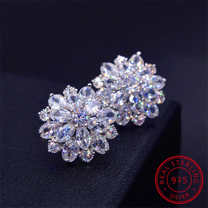 Luxury Women Snowflake Earrings Cute Female White Yellow Stud Earrings Fashion Wedding Bridal Jewelry Double Earrings
Luxury Women Snowflake Earrings Cute Female White Yellow Stud Earrings Fashion Wedding Bridal Jewelry Double Earrings