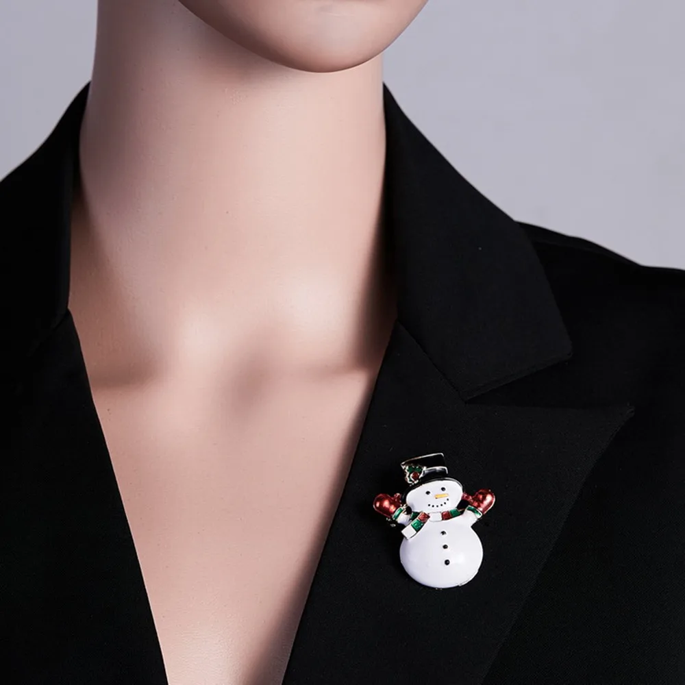 Snowman Rhinestone Painting Oil Brooch Cartoon Cute Christmas Series Chest Brooch Gift New Xmas women Gifts
Snowman Rhinestone Painting Oil Brooch Cartoon Cute Christmas Series Chest Brooch Gift New Xmas women Gifts