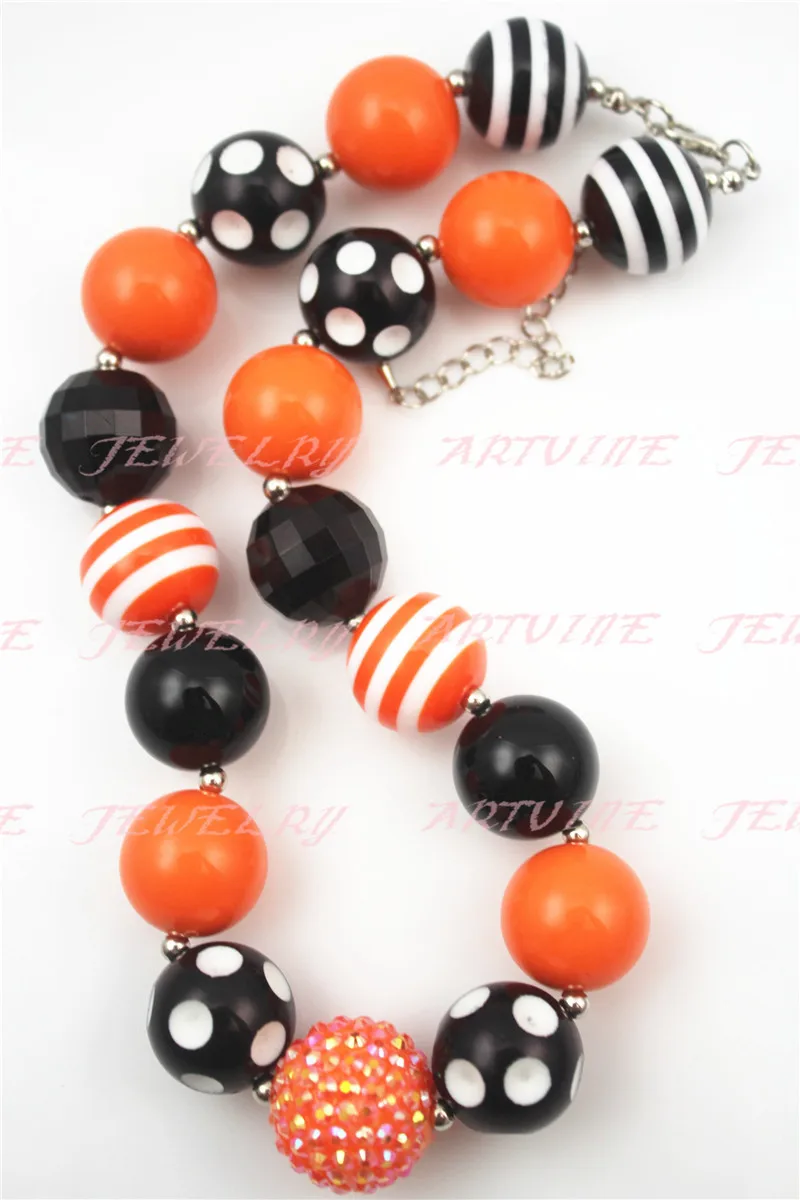 Halloween chunky bubblegum bead black and orange girls chunky bead for girls bubble gum bead polka dot necklace CB166
Halloween chunky bubblegum bead black and orange girls chunky bead for girls bubble gum bead polka dot necklace CB166